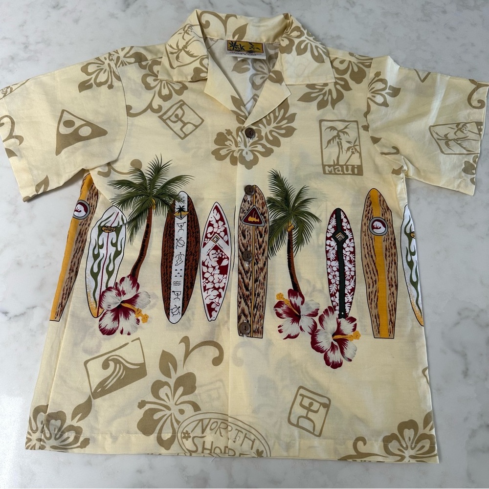 Vintage Winnie Fashion Boy’s Hawaiian Surf Board Button Up Shirt. Size 8